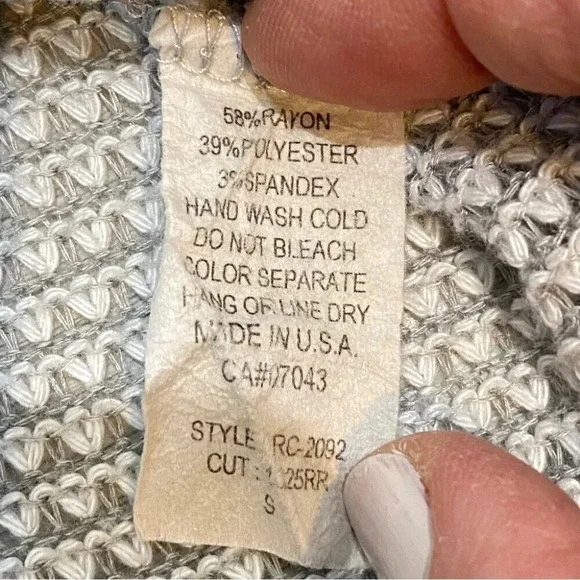 Rolla Coaster Y2K Light Grey Lace Knit Crop Top Size S - Picture 12 of 15